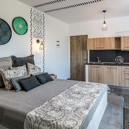 Len Art Selected Appartement Faliraki