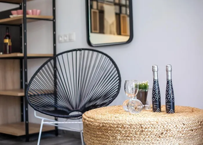 Len Art Selected Apartman Faliráki